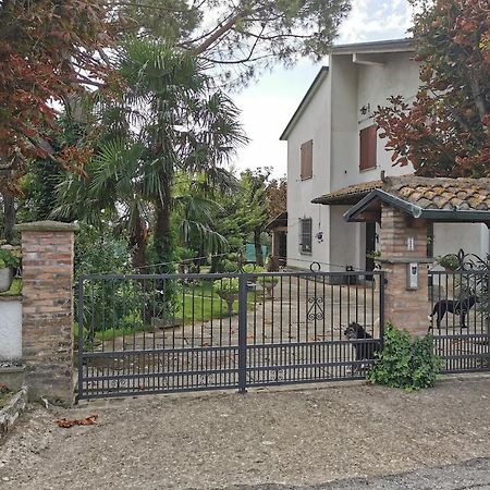 Apartmán La Casa Di Gim Lugo  Exteriér fotografie